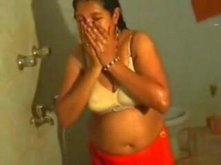 Telugu słynny sunitha vanitha vani ciocia łazienka z białe
