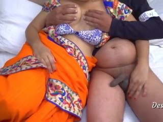 دس هندي خادمة اللعنة بواسطة منزل مالك, قذر فيديو 17