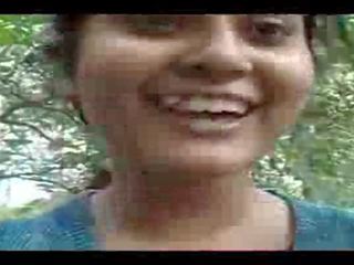 Bedårande northindian lady expose henne röv och delightful boo