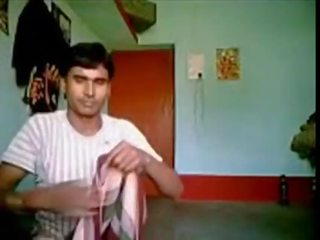 Warga india muda desi pencinta lantai fucking- (desiscandals.net)