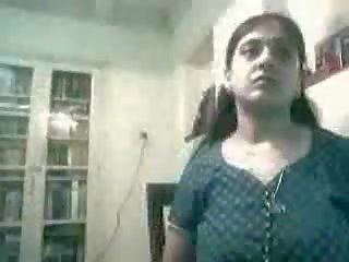 Preggo warga india perempuan mempunyai webcam seks filem